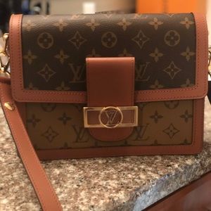 Louis Vuitton hand bag MM Dauphine